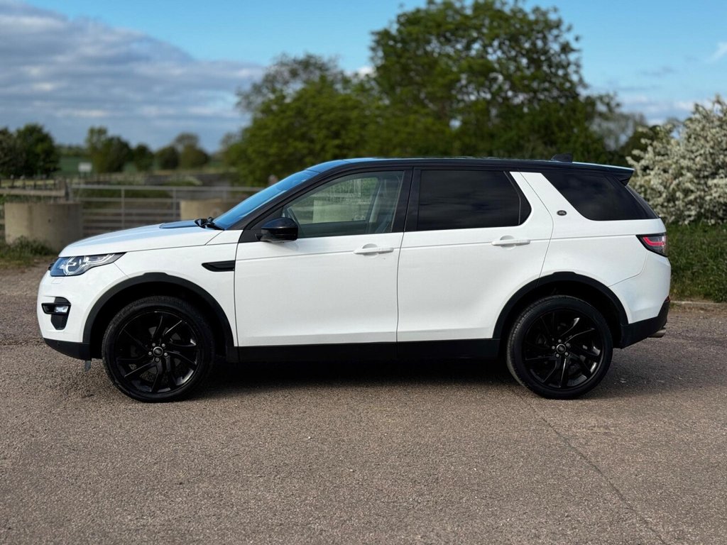 Used Land Rover Discovery Sport 2017 for sale - 77904666: Photo 11