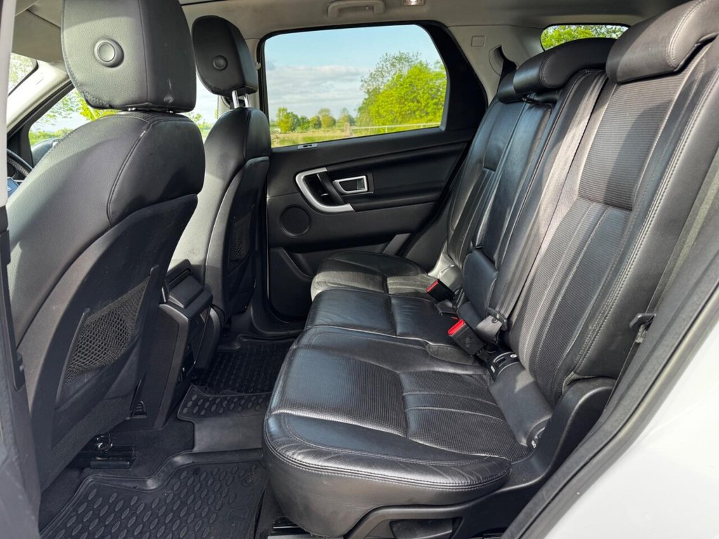 Used Land Rover Discovery Sport 2017 for sale - 77904666: Photo 41