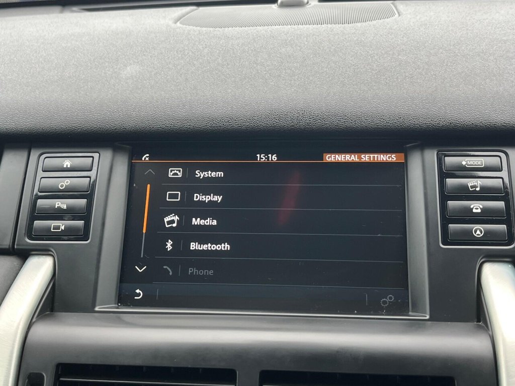 Used Land Rover Discovery Sport 2017 for sale - 77904666: Photo 6