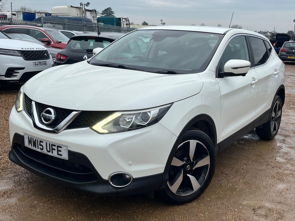Used Nissan Qashqai 2015 for sale - 77477751: Photo 3