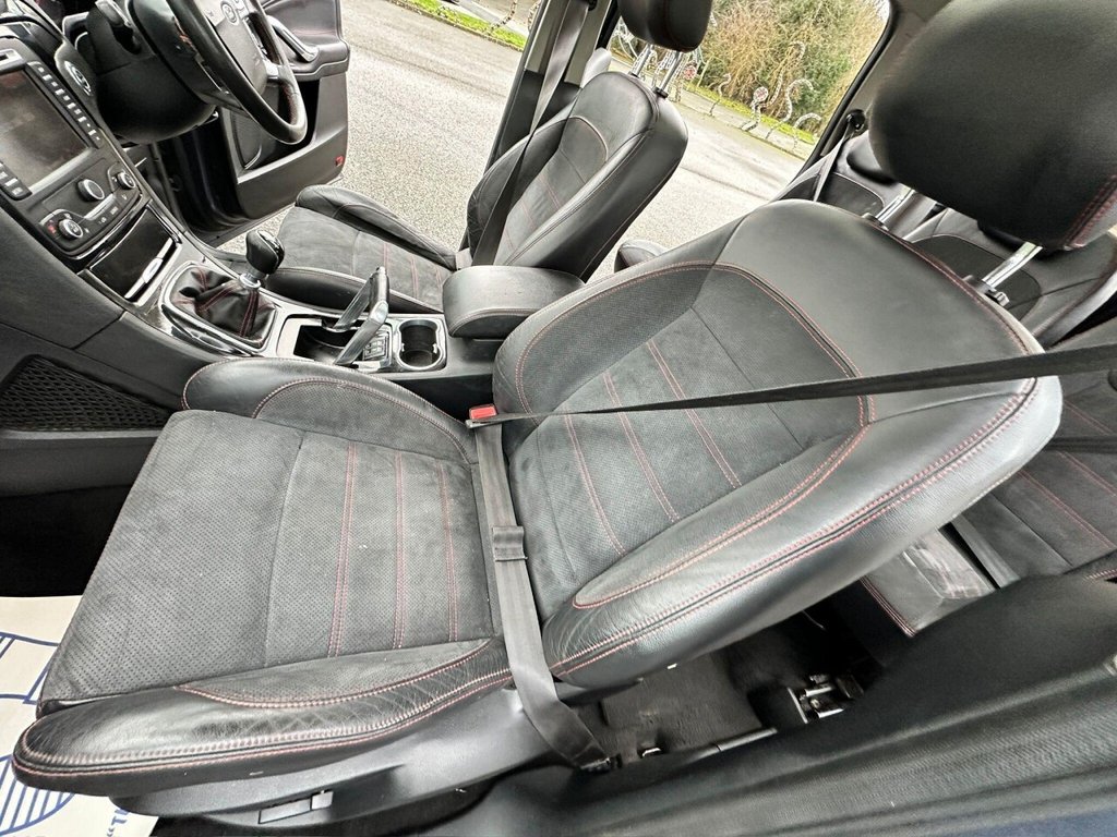 Used Ford S-Max 2011 for sale - 77356232: Photo 21