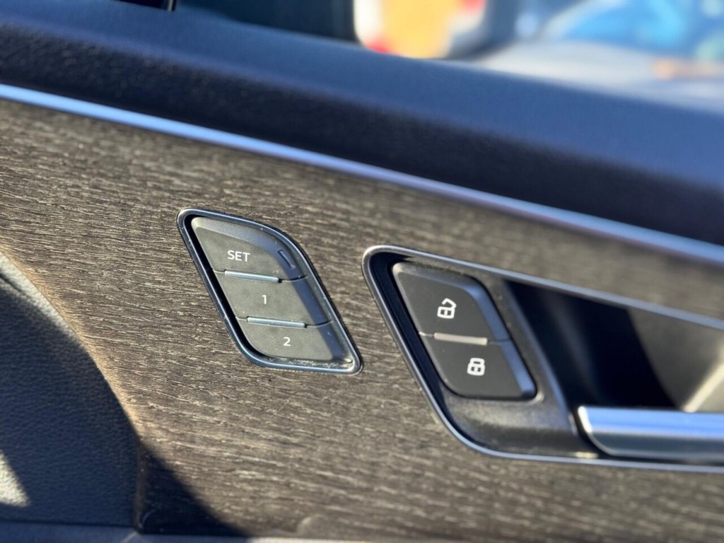 Used Audi Q7 2022 for sale - 77052650: Photo 25