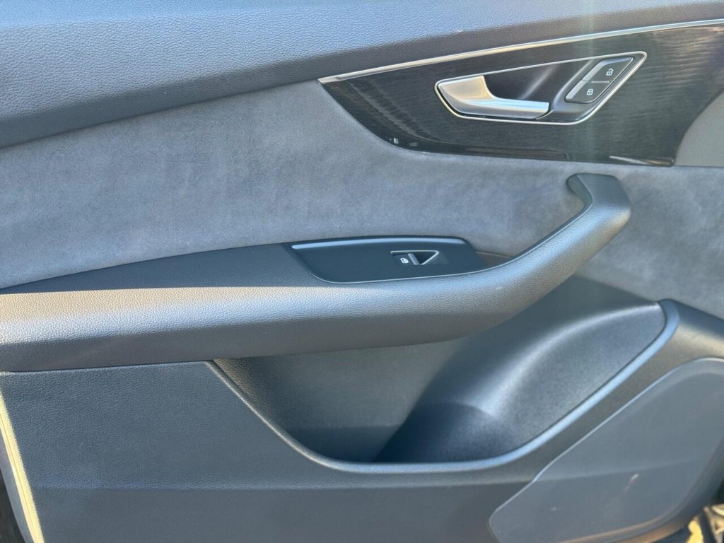 Used Audi Q7 2022 for sale - 77052650: Photo 35