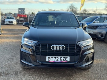 Used Audi Q7 2022 for sale - 77052650: Photo