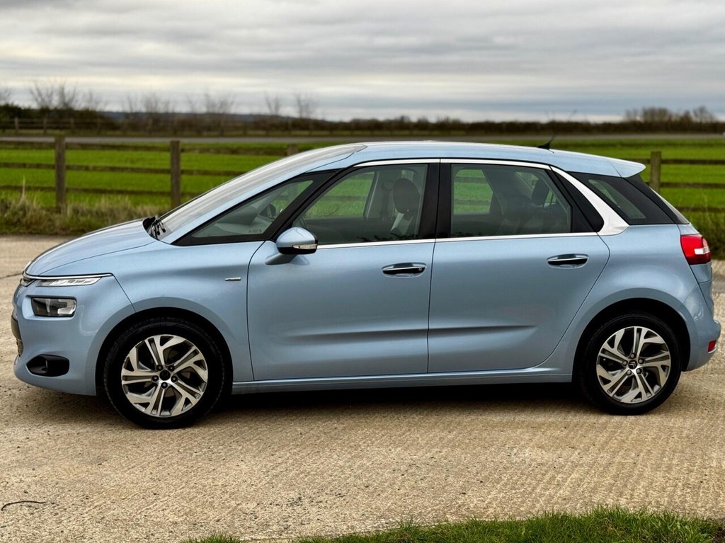 Used Citroen C4 Picasso 2015 for sale - 76647719: Photo 16