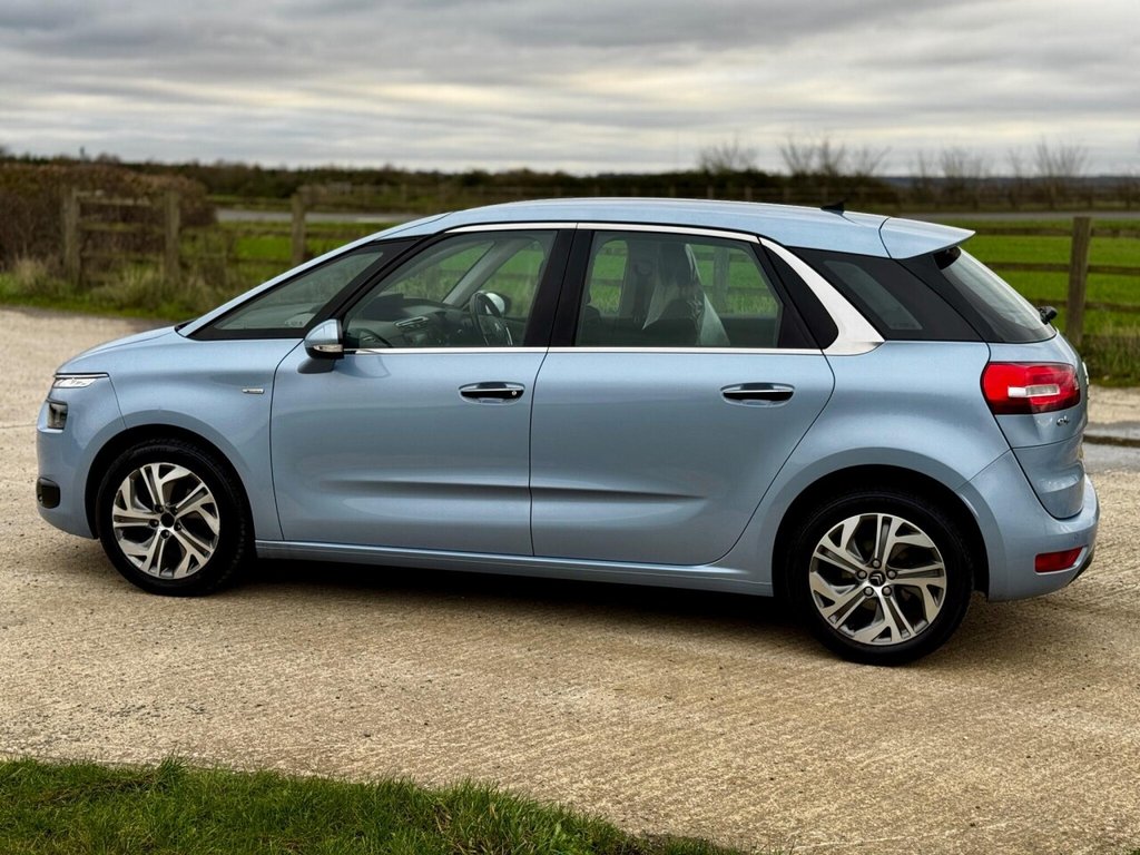 Used Citroen C4 Picasso 2015 for sale - 76647719: Photo 18