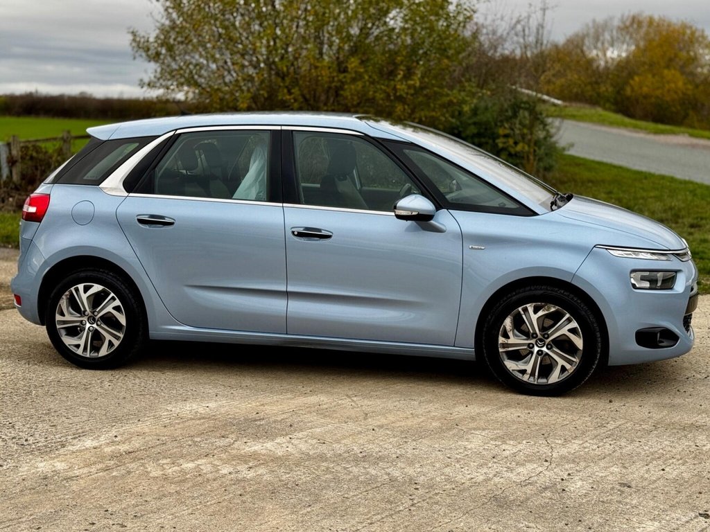 Used Citroen C4 Picasso 2015 for sale - 76647719: Photo 25