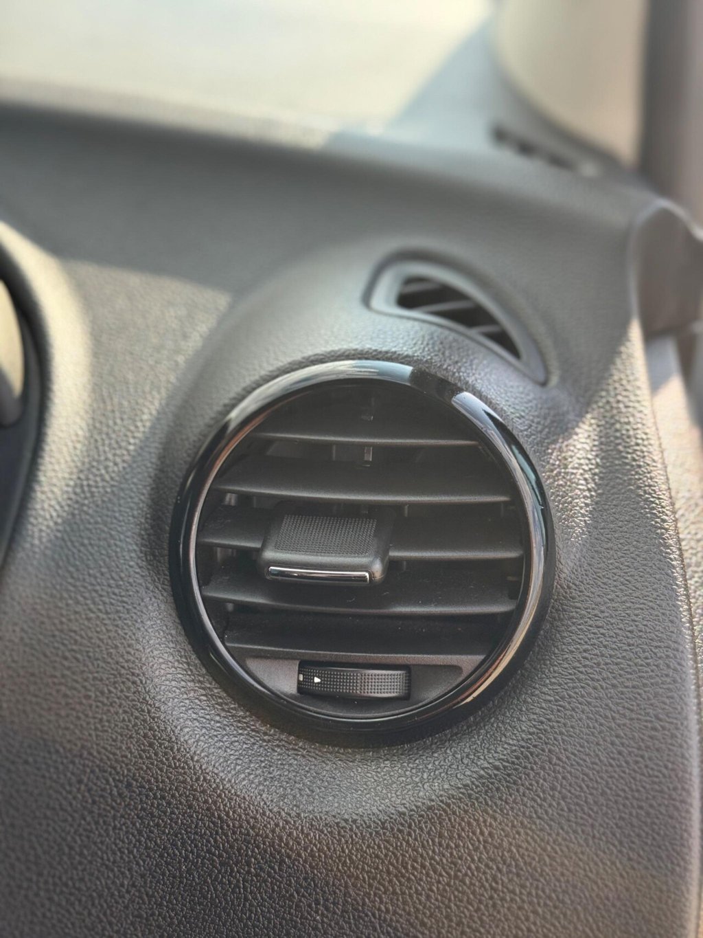 Used Vauxhall Meriva 2010 for sale - 77394739: Photo 25