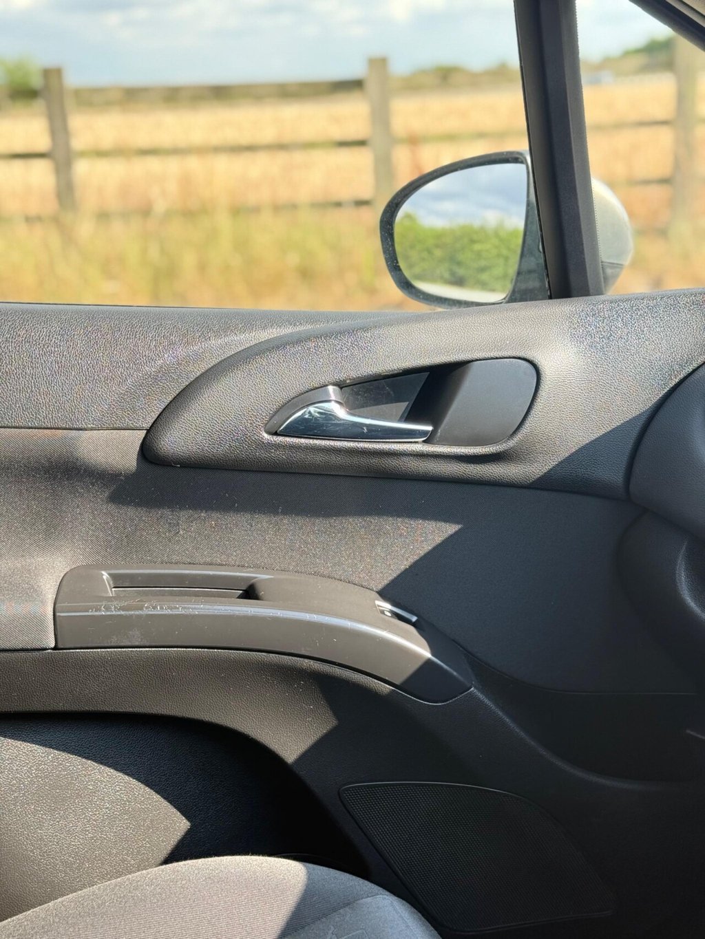 Used Vauxhall Meriva 2010 for sale - 77394739: Photo 35