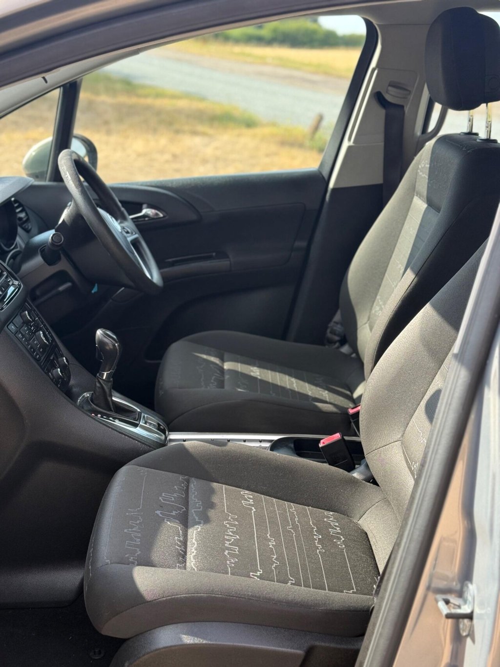 Used Vauxhall Meriva 2010 for sale - 77394739: Photo 43