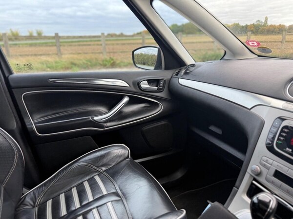 Used Ford S-Max 2009 for sale - 76210559: Photo 12