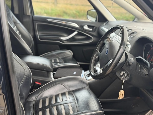 Used Ford S-Max 2009 for sale - 76210559: Photo 14