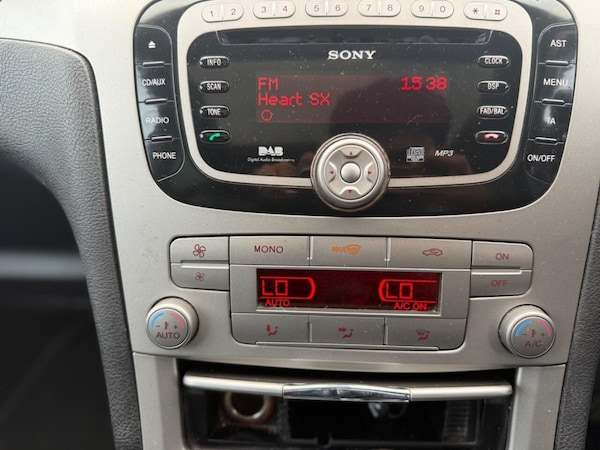 Used Ford S-Max 2009 for sale - 76210559: Photo 38