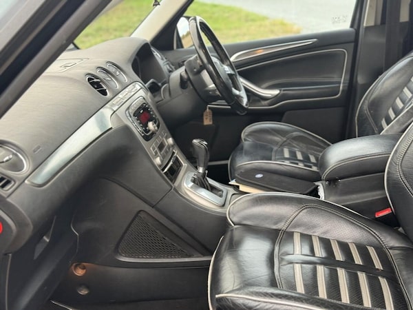 Used Ford S-Max 2009 for sale - 76210559: Photo 43