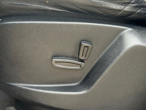 Used Ford S-Max 2009 for sale - 76210559: Photo 47