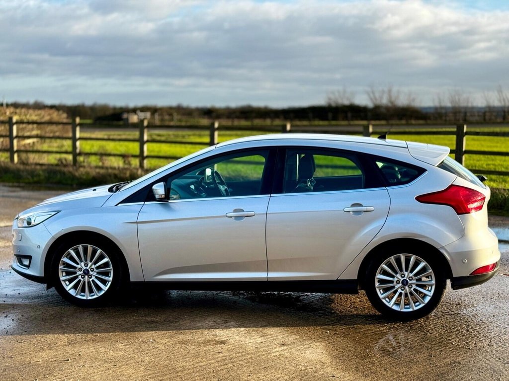 Used Ford Focus 2015 for sale - 77133310: Photo 23