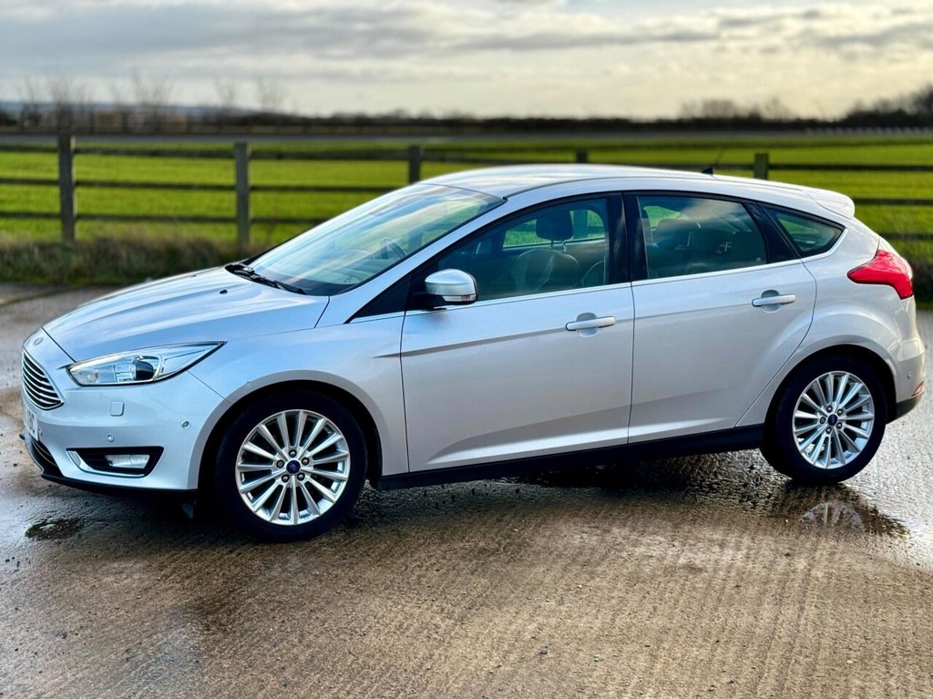 Used Ford Focus 2015 for sale - 77133310: Photo 26