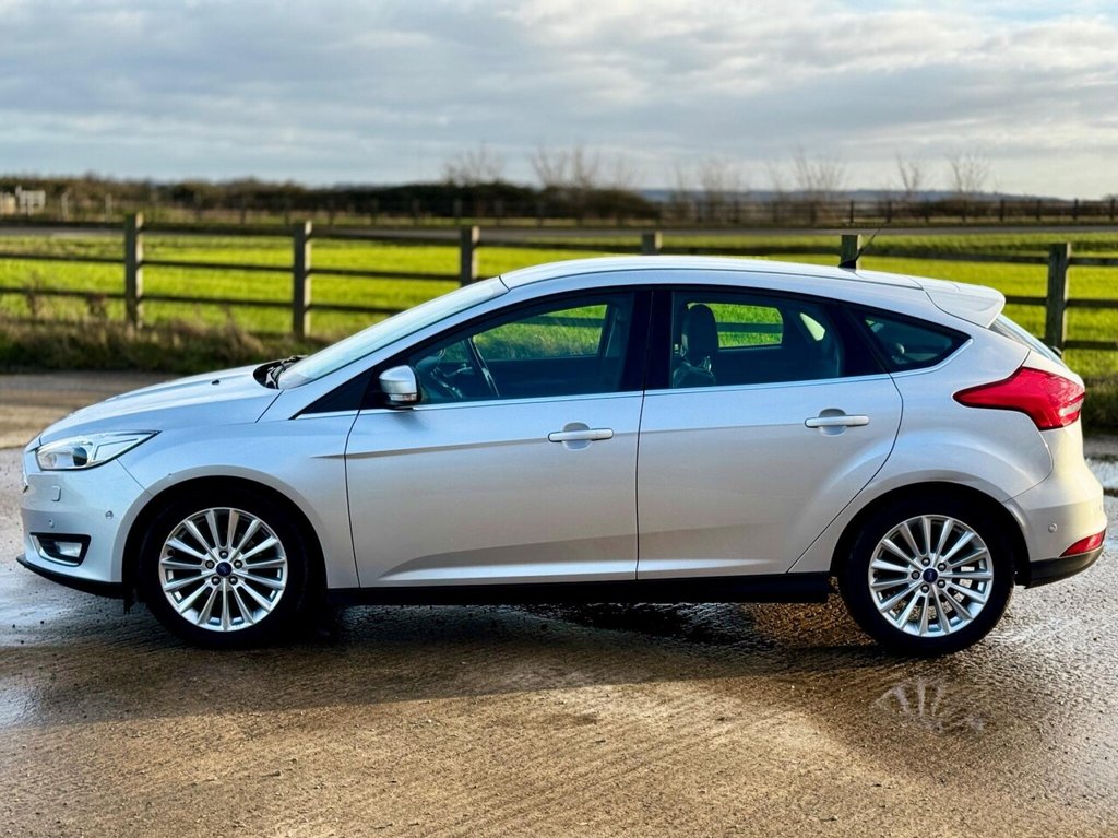 Used Ford Focus 2015 for sale - 77133310: Photo 28