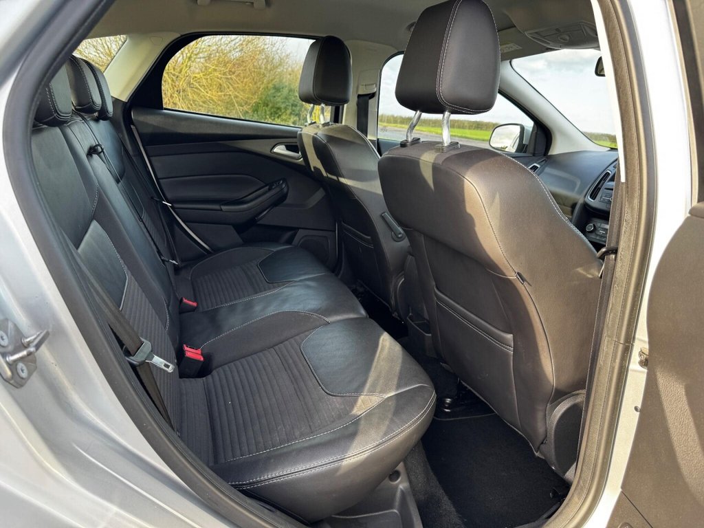 Used Ford Focus 2015 for sale - 77133310: Photo 42