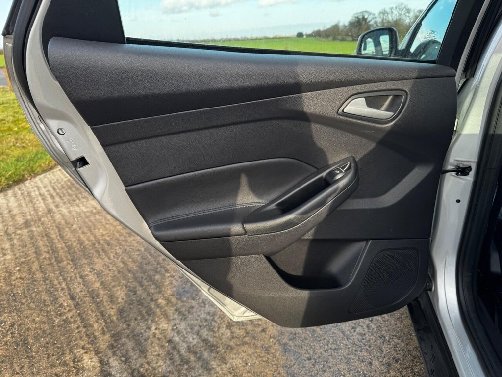 Used Ford Focus 2015 for sale - 77133310: Photo 44