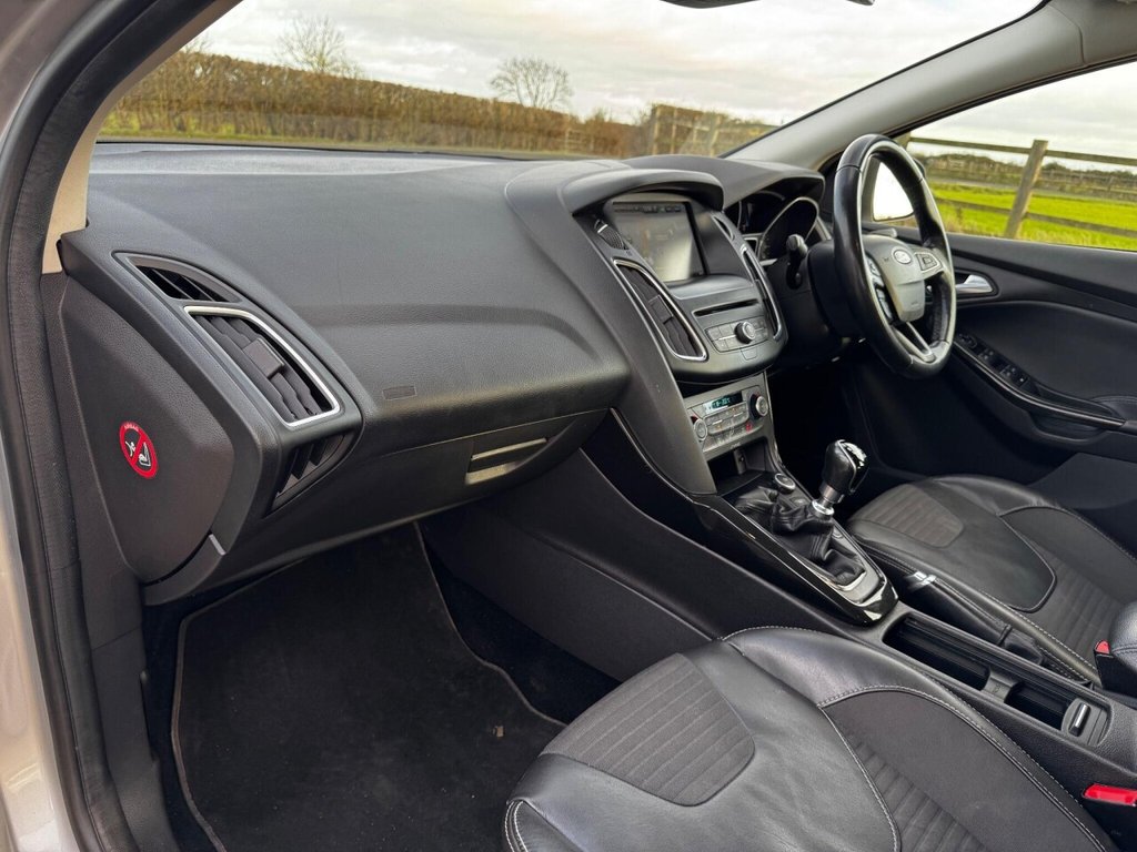 Used Ford Focus 2015 for sale - 77133310: Photo 50