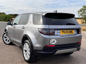 Used Land Rover Discovery Sport 2020 for sale - 79414355: Photo