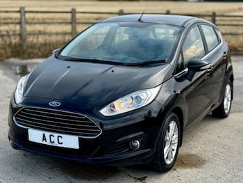 Used Ford Fiesta 2015 for sale - 79642619: Photo