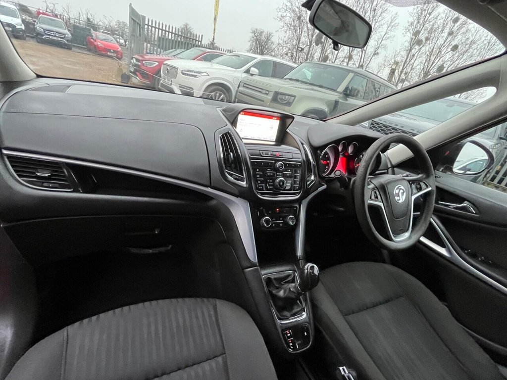 Used Vauxhall Zafira 2014 for sale - 77799811: Photo 24