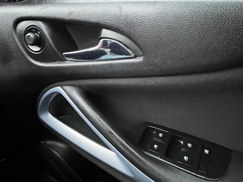 Used Vauxhall Zafira 2014 for sale - 77799811: Photo 32