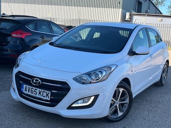 Used Hyundai i30 2015 for sale - 78426182: Photo