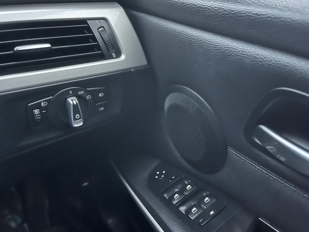 Used BMW 3 Series 2011 for sale - 77436687: Photo 27