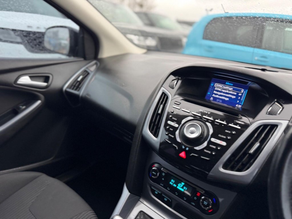 Used Ford Focus 2014 for sale - 77341700: Photo 14