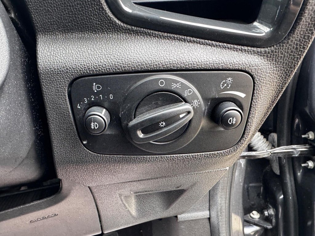 Used Ford Ecosport 2017 for sale - 78117567: Photo 36