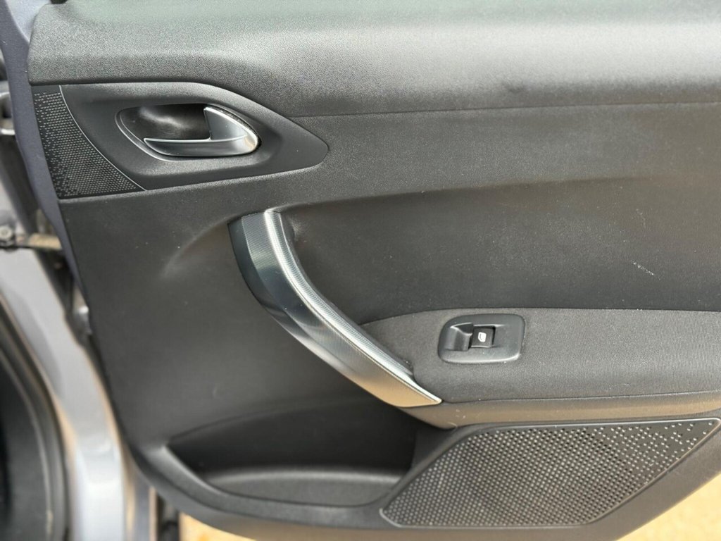 Used Peugeot 2008 2014 for sale - 76105511: Photo 23