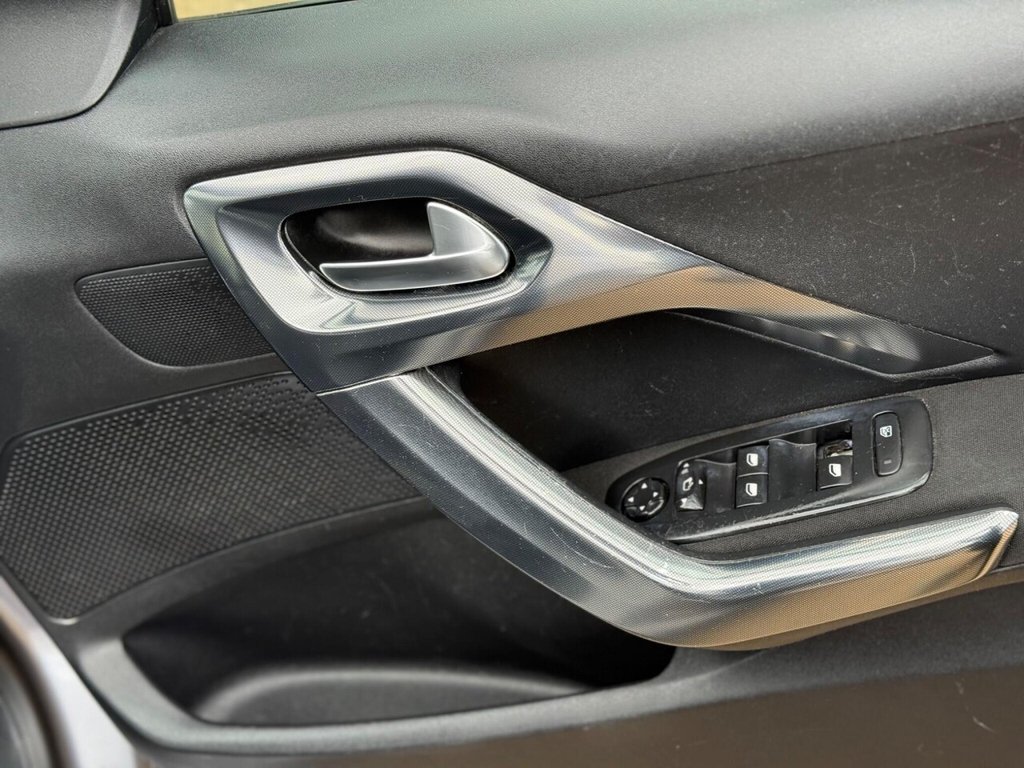 Used Peugeot 2008 2014 for sale - 76105511: Photo 24