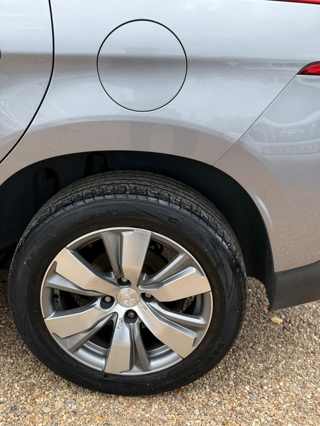 Used Peugeot 2008 2014 for sale - 76105511: Photo 26