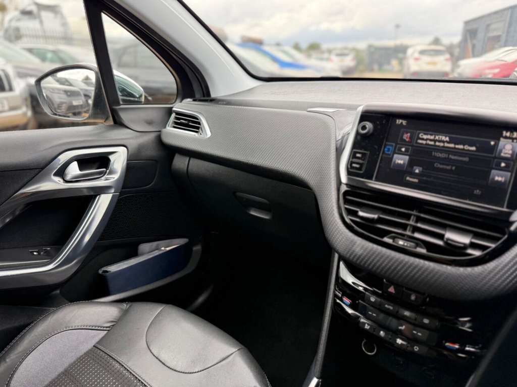 Used Peugeot 2008 2014 for sale - 76105511: Photo 30