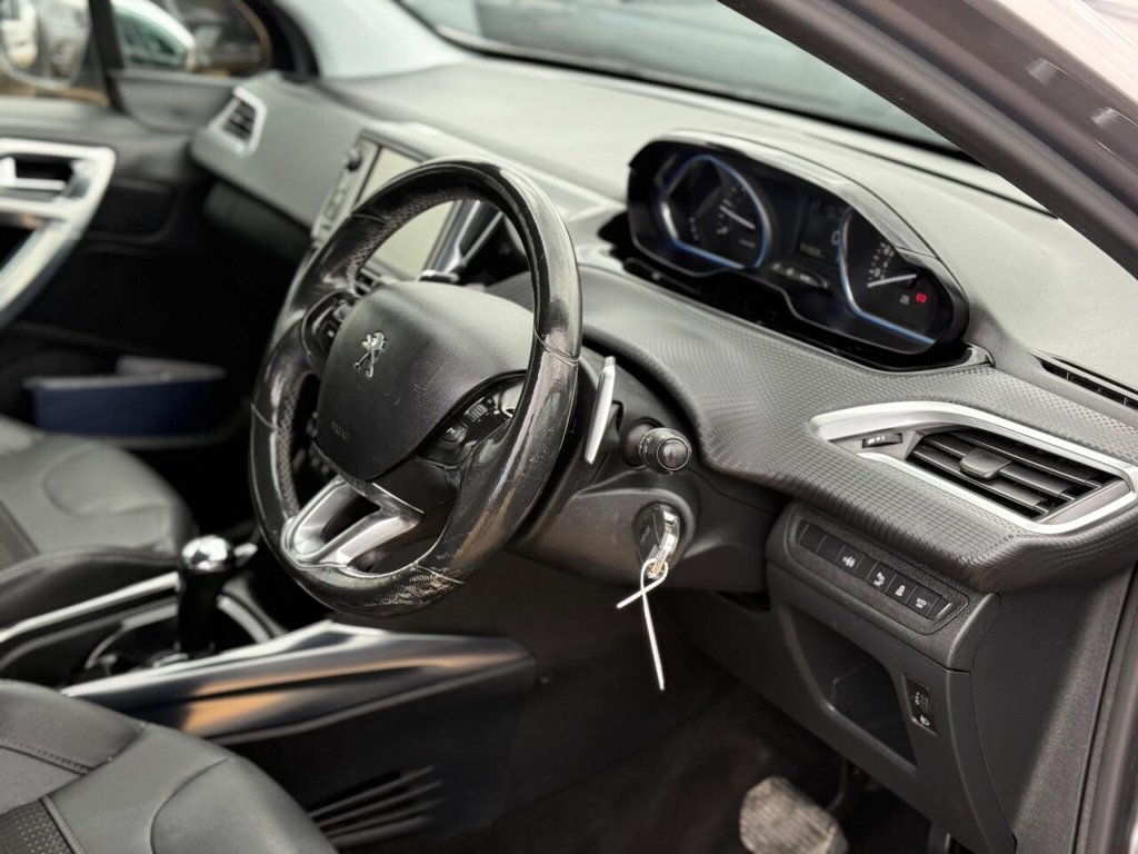 Used Peugeot 2008 2014 for sale - 76105511: Photo 7