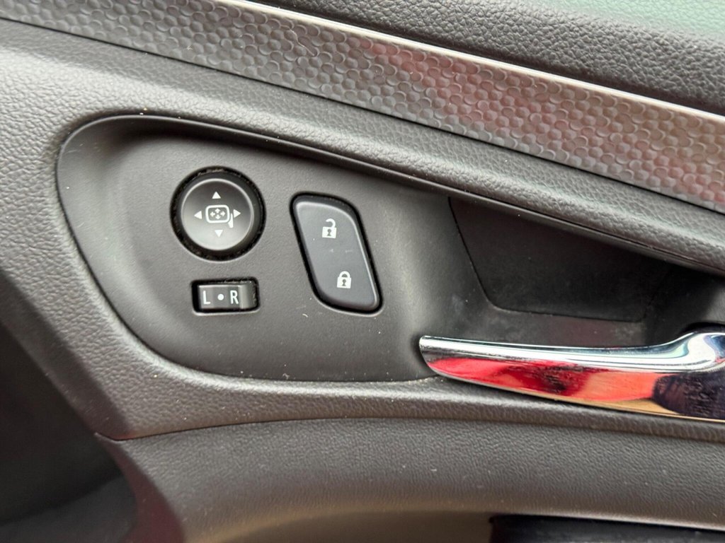 Used Vauxhall Insignia 2017 for sale - 77288281: Photo 34