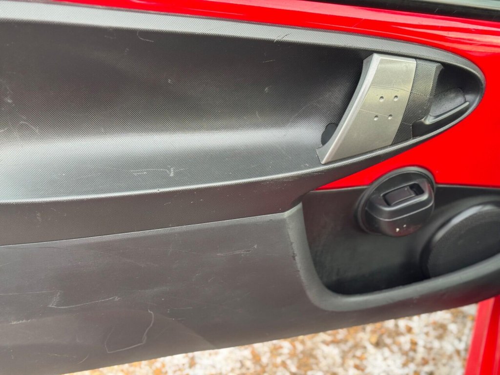 Used Peugeot 107 2012 for sale - 77161749: Photo 17