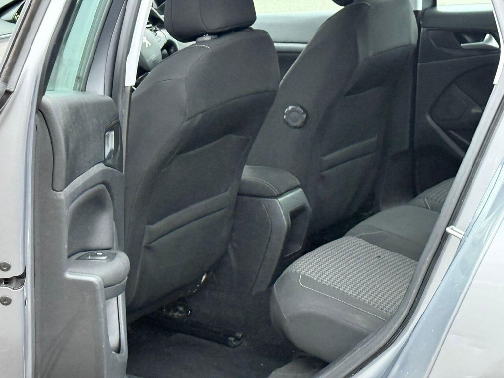 Used Peugeot 308 2017 for sale - 77642943: Photo 18