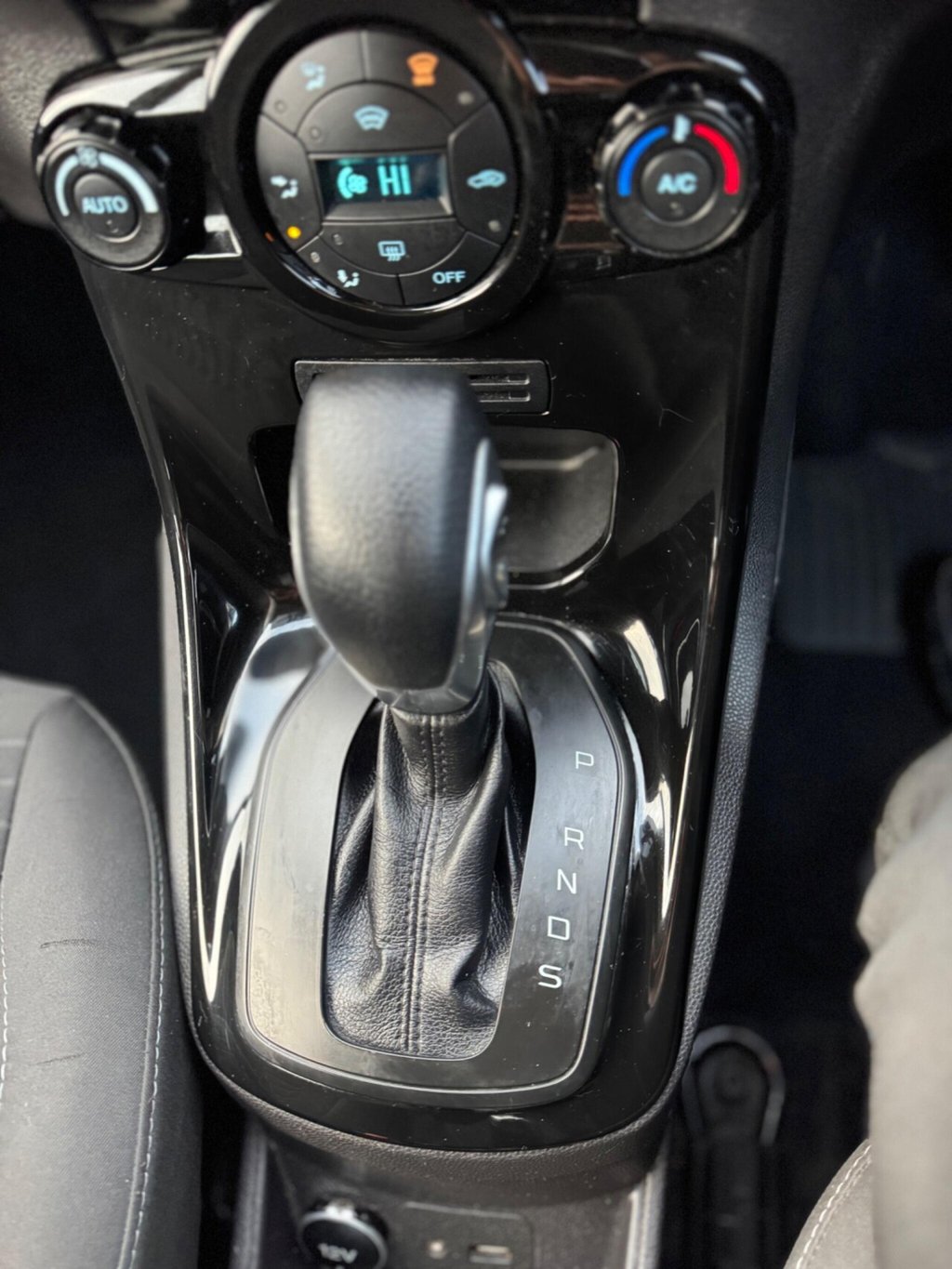 Used Ford Fiesta 2013 for sale - 76855166: Photo 20