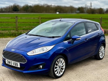 Used Ford Fiesta 2015 for sale - 77685414: Photo