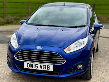 Used Ford Fiesta 2015 for sale - 77685414: Photo