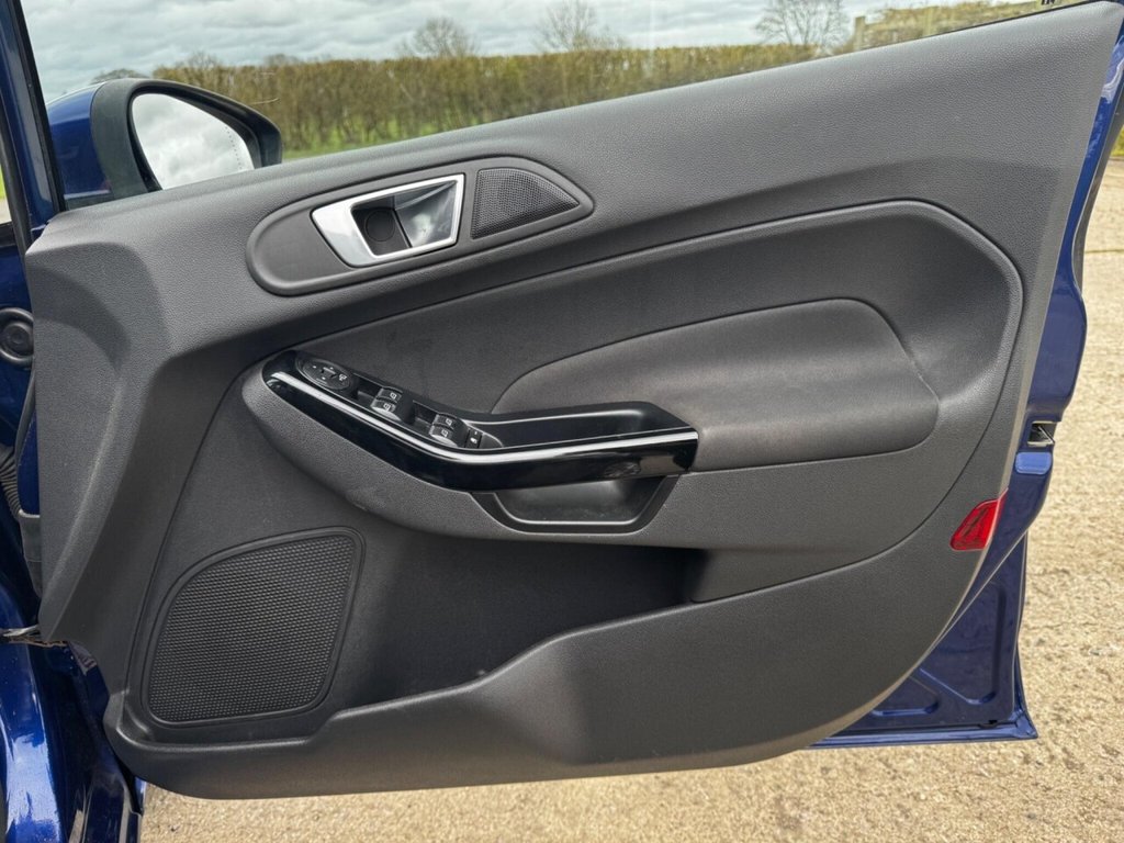 Used Ford Fiesta 2015 for sale - 77685414: Photo 44