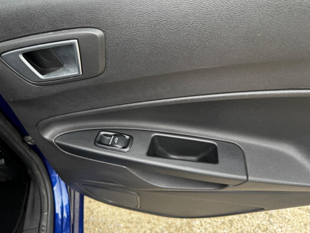 Used Ford Fiesta 2015 for sale - 77685414: Photo 46