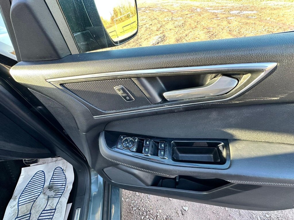 Used Ford S-Max 2015 for sale - 76803732: Photo 26