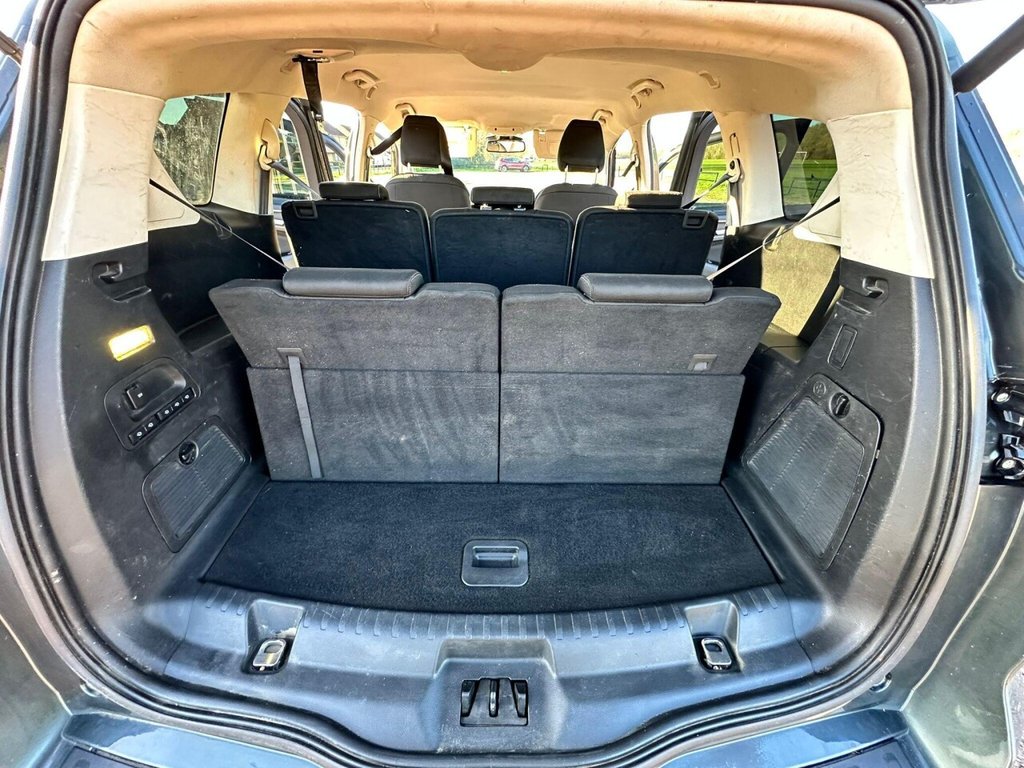 Used Ford S-Max 2015 for sale - 76803732: Photo 32