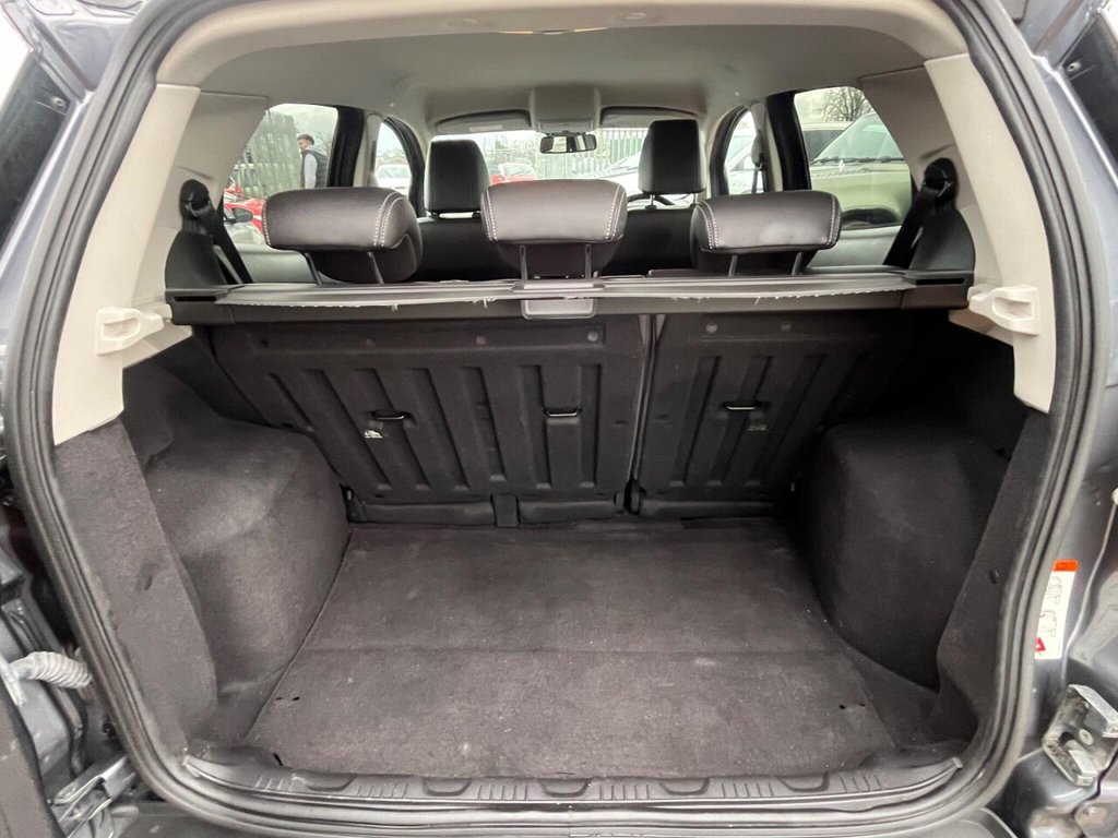 Used Ford Ecosport 2015 for sale - 77634565: Photo 33