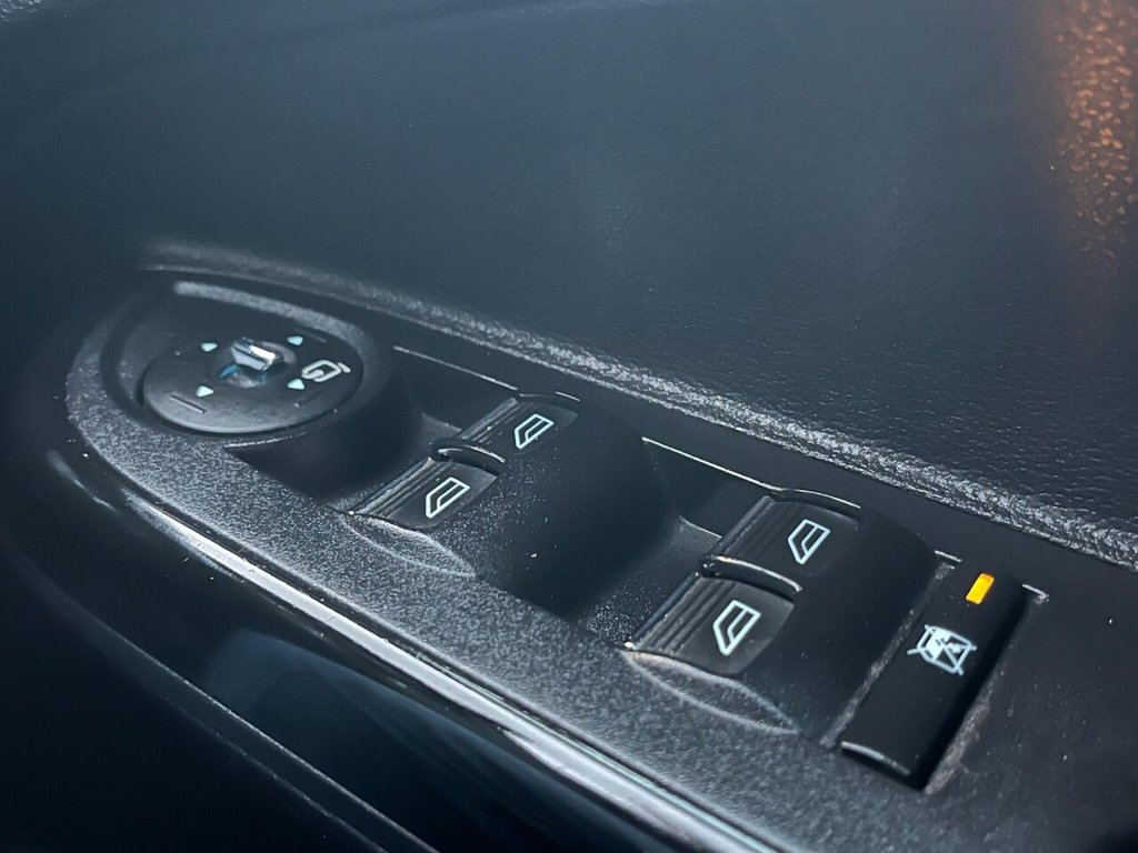 Used Ford B-MAX 2013 for sale - 76389834: Photo 15